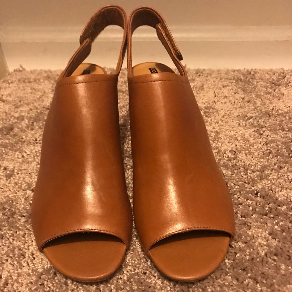 Clark’s deva jayleen pump